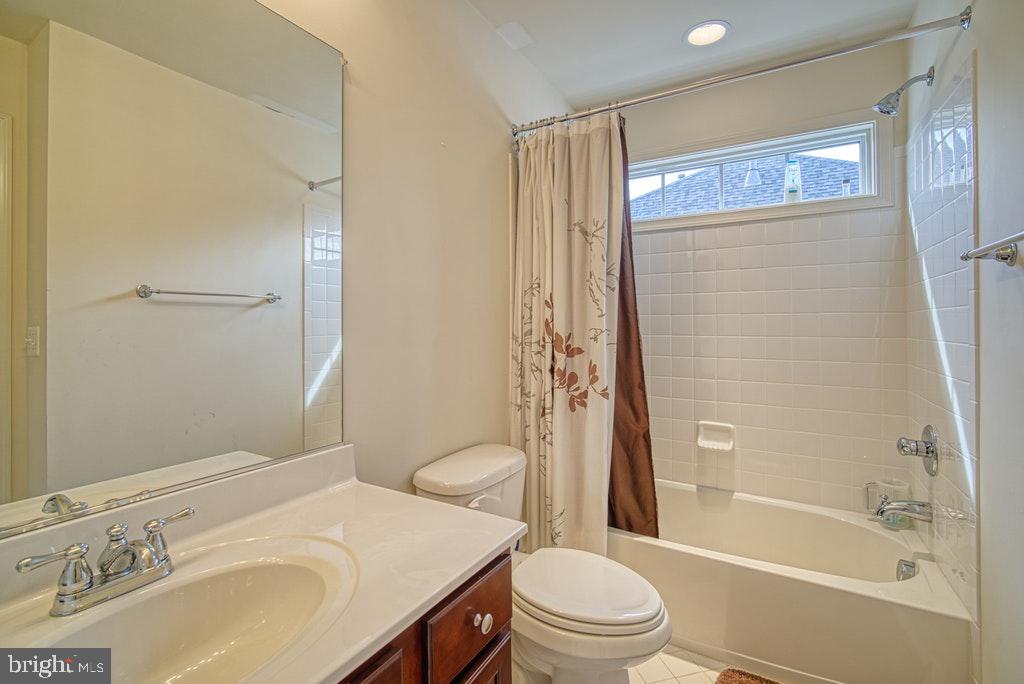 42391 Rising Moon Place Brambleton, VA 20148 - Photo 25 of 31 Gallery Image 25