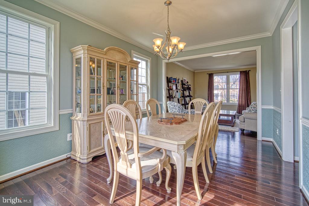 42391 Rising Moon Place Brambleton, VA 20148 - Photo 8 of 31 Gallery Image 8