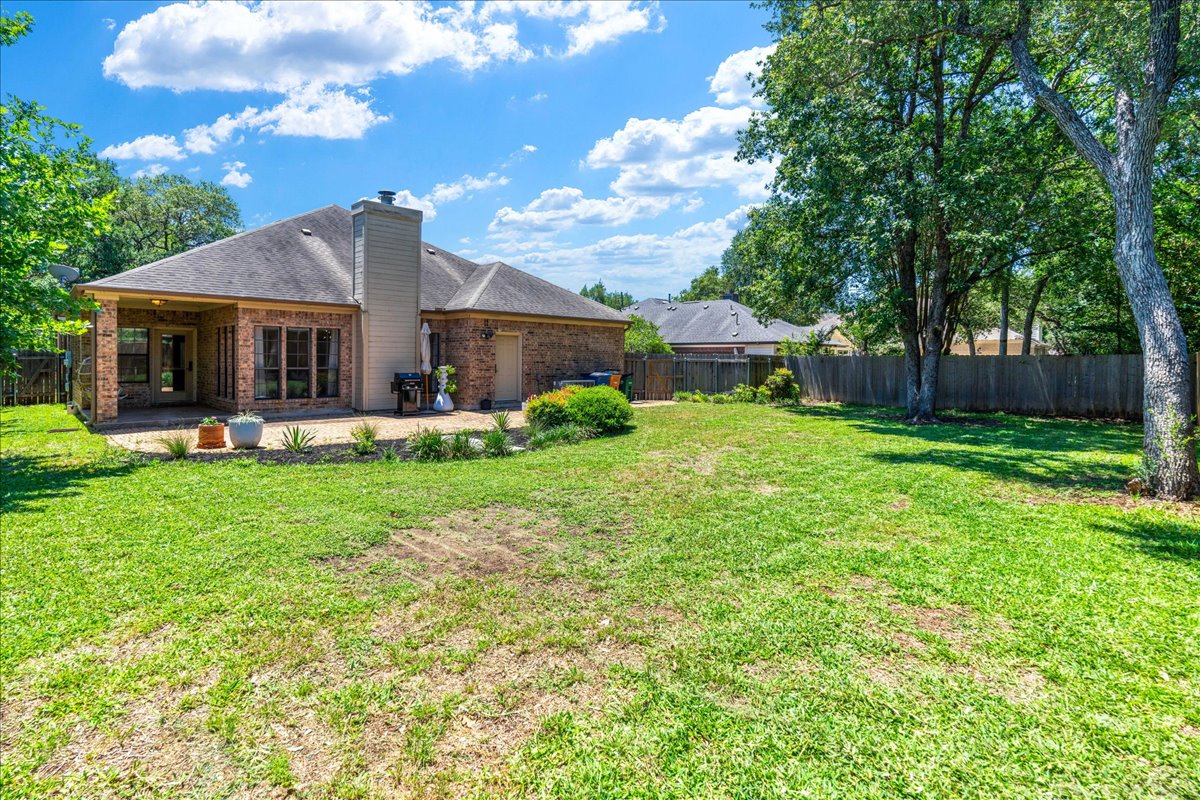 3745 Whitt Loop Austin, TX 78749 - Photo 31 of 40