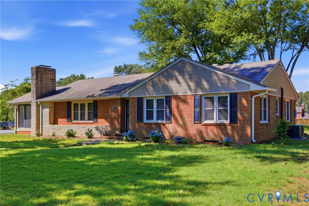 8127 Atlee Road Mechanicsville, VA 23111 - Photo 2 of 51