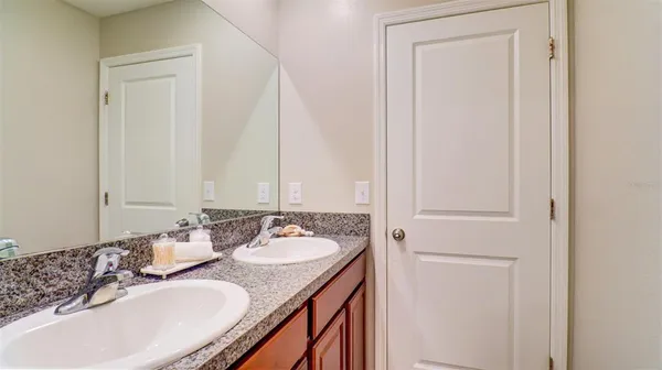 $369,999 | 9633 Channing Hill Drive, Sun City Center, FL 33573