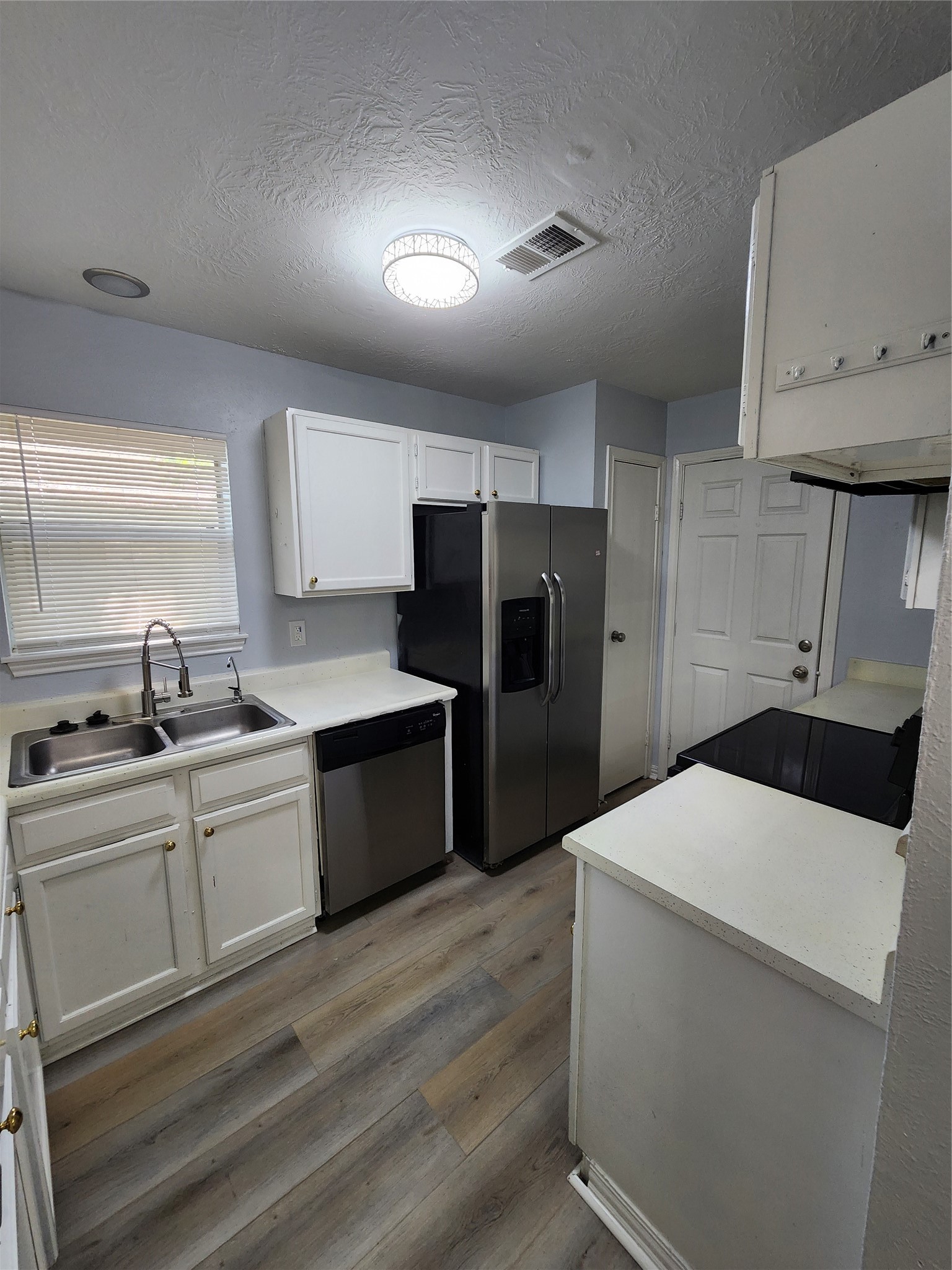 5003 Maurita Drive Spring, TX 77373 - Photo 8 of 18 Kitchen