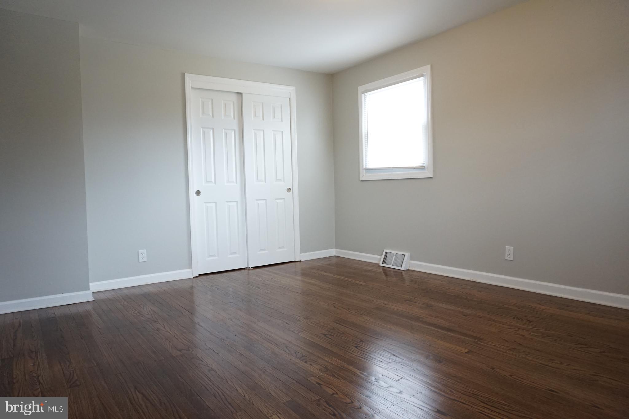 817 Brighton Road Cherry Hill, NJ 08034 - Photo 17 of 32