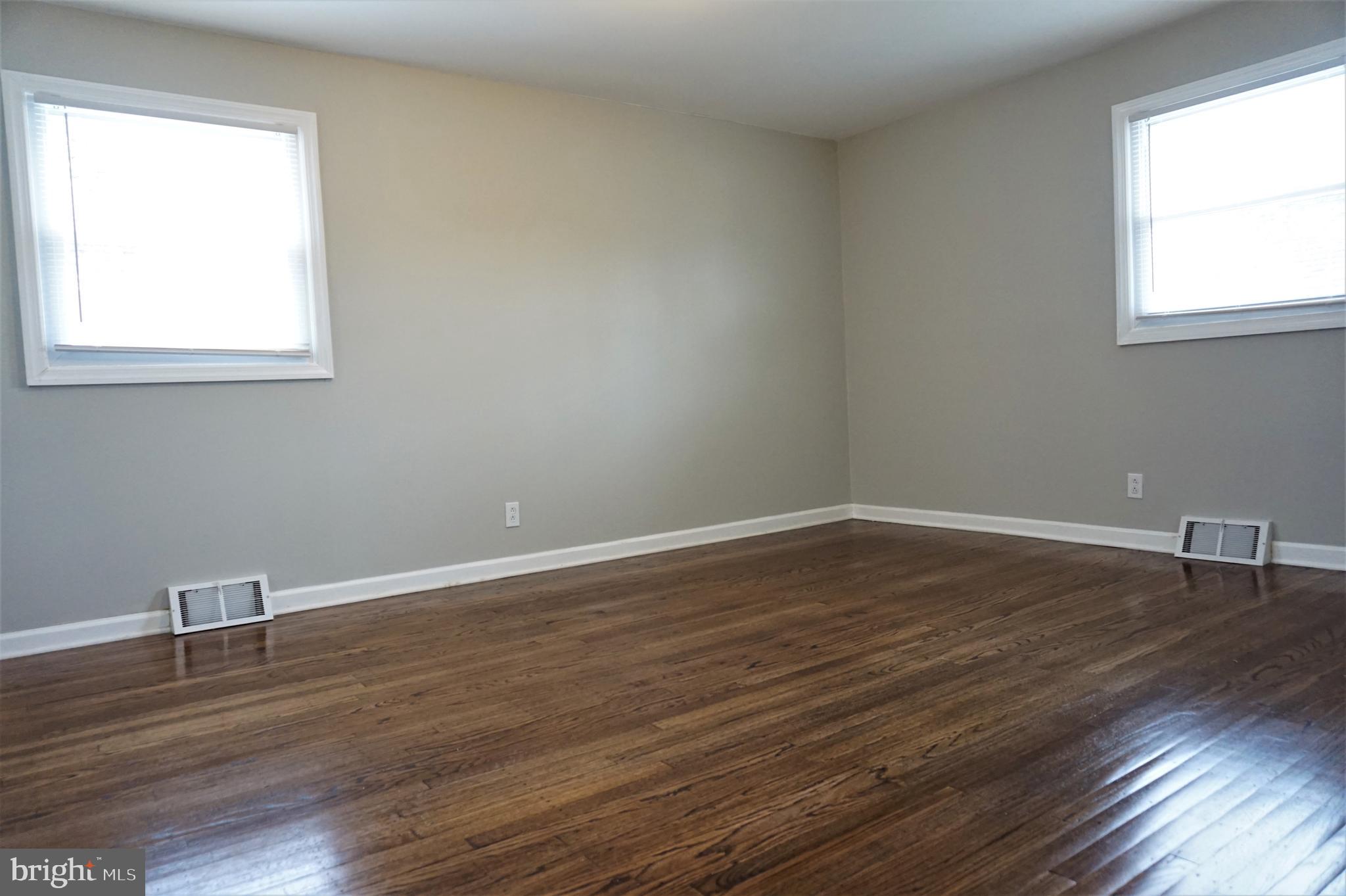 817 Brighton Road Cherry Hill, NJ 08034 - Photo 19 of 32