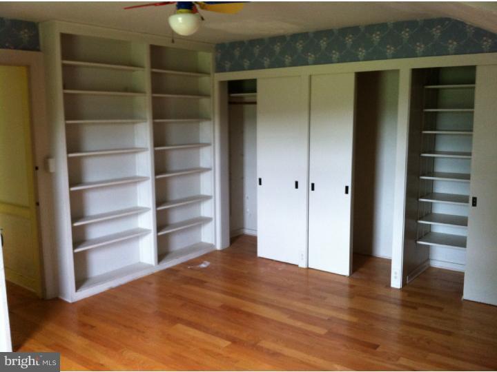 370 Spring Hill Road Riegelsville, PA 18077 - Photo 3 of 13