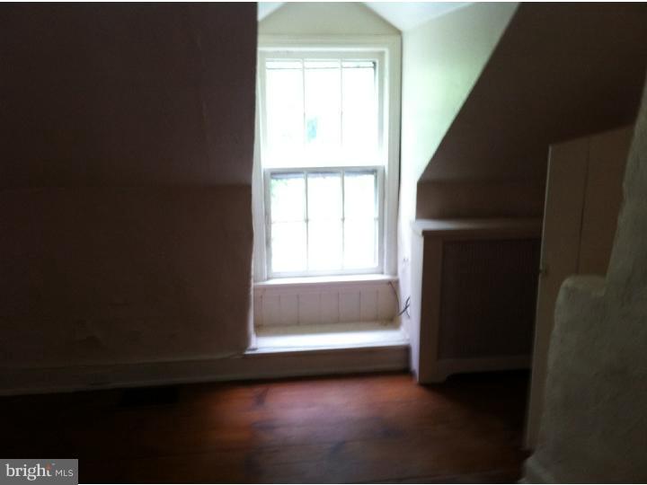 370 Spring Hill Road Riegelsville, PA 18077 - Photo 6 of 13