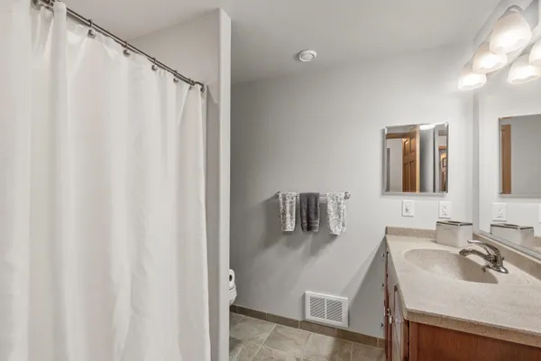 $479,900 | 1383 Moonlight Lane, Fond du Lac, WI 54937