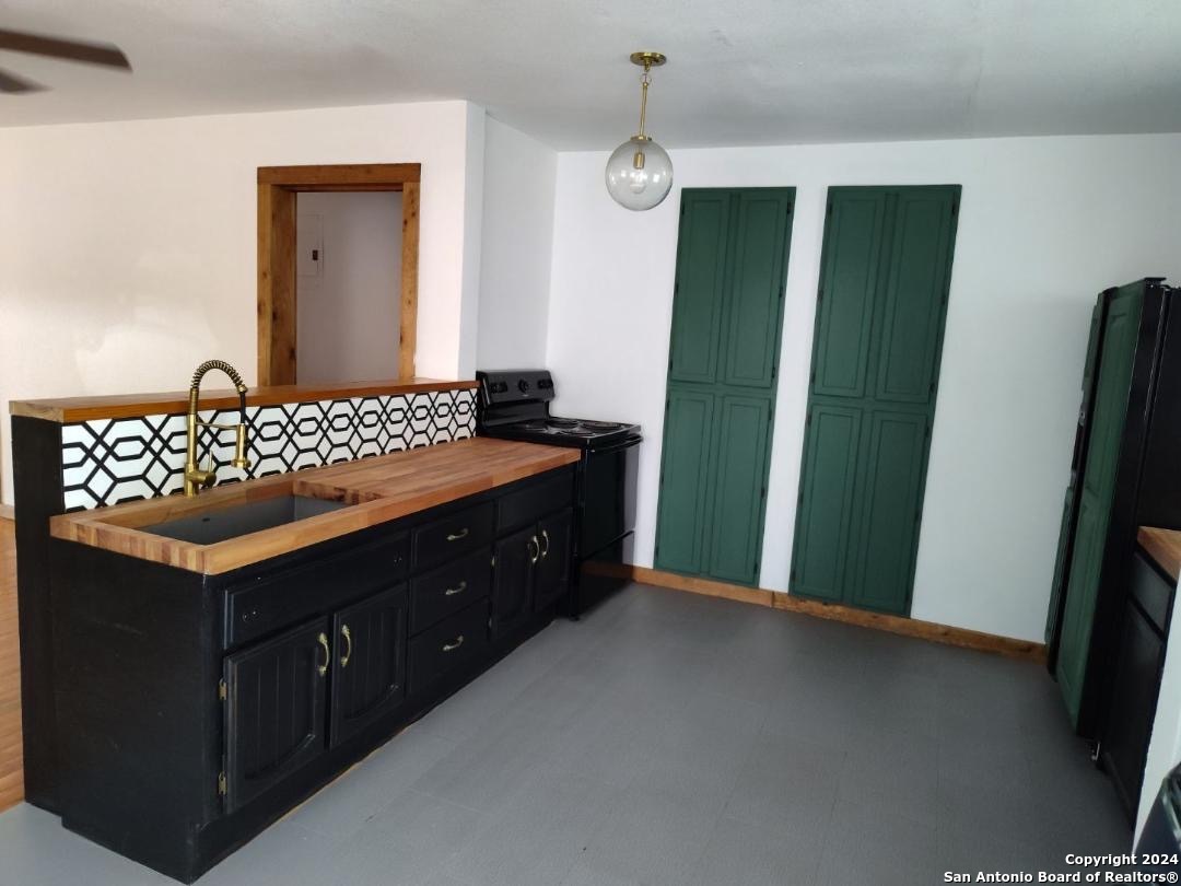 4590 Eichman Road Von Ormy, TX 78073 - Photo 18 of 22