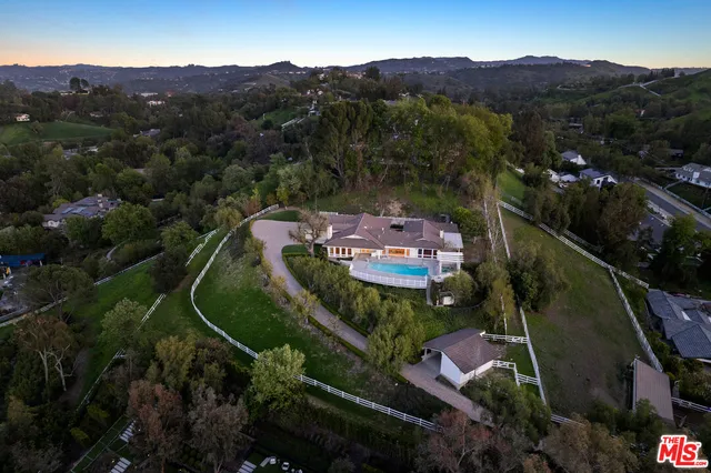 $4,995,000 | 5658 Jed Smith Road, Hidden Hills, CA 91302