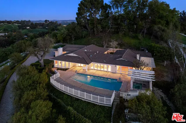 $4,995,000 | 5658 Jed Smith Road, Hidden Hills, CA 91302