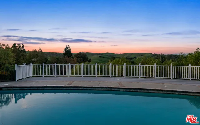 $4,995,000 | 5658 Jed Smith Road, Hidden Hills, CA 91302