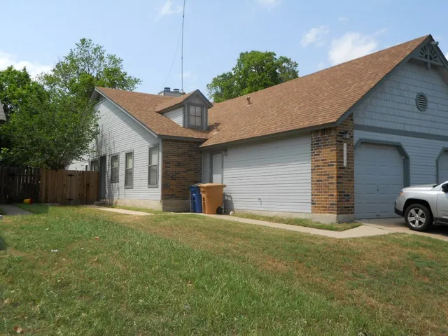 $1,350 | 9406 Kempler Drive, Unit B, Austin, TX 78748