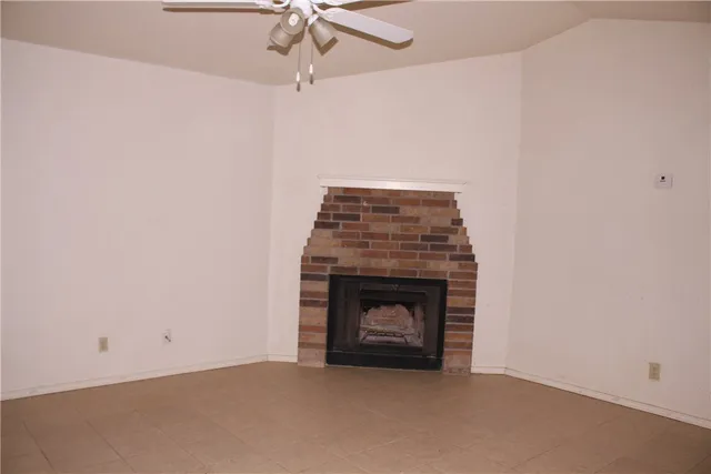 $1,350 | 9406 Kempler Drive, Unit B, Austin, TX 78748