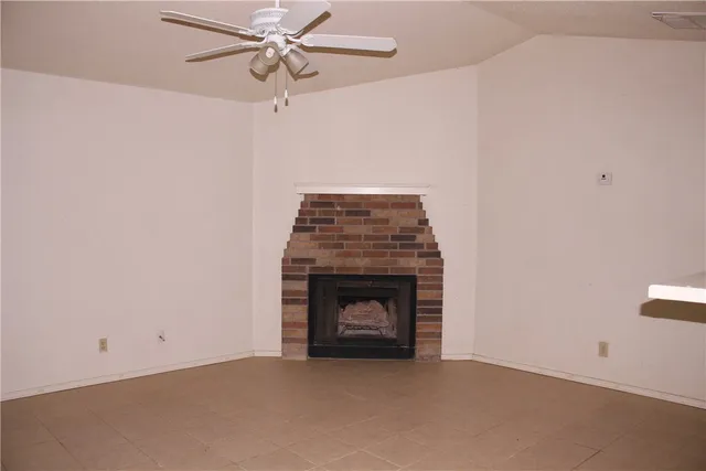 $1,350 | 9406 Kempler Drive, Unit B, Austin, TX 78748