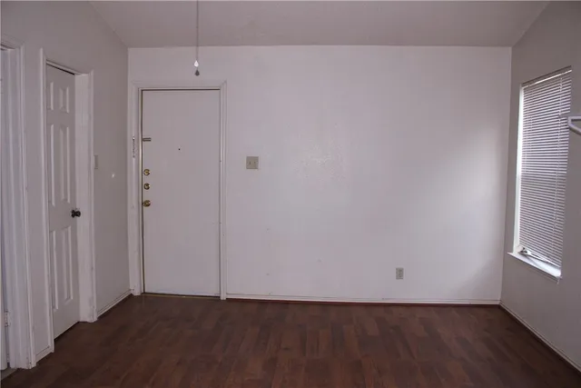 $1,350 | 9406 Kempler Drive, Unit B, Austin, TX 78748