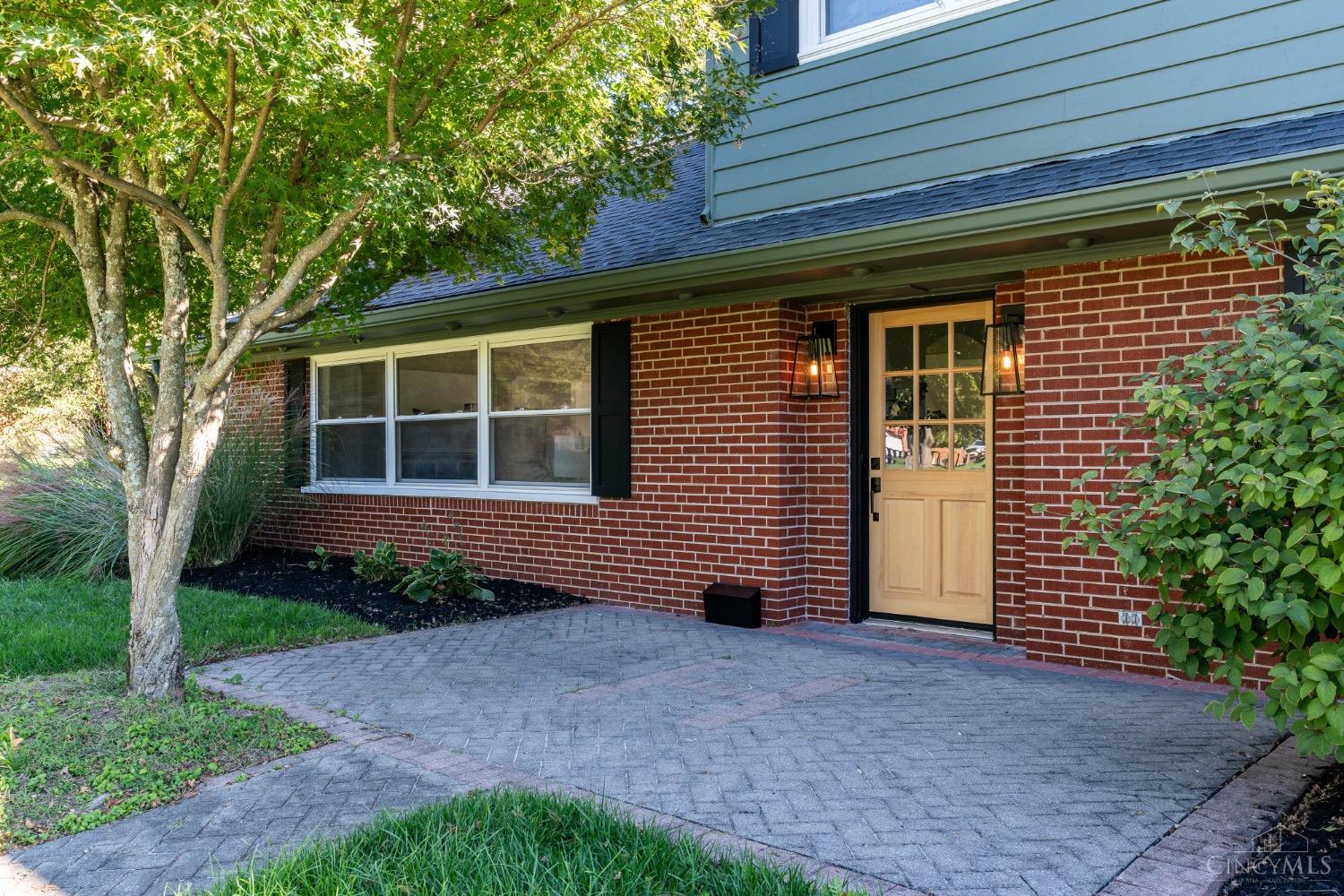 1550 Anderson Ferry Road Cincinnati, OH 45238 - Photo 3 of 55