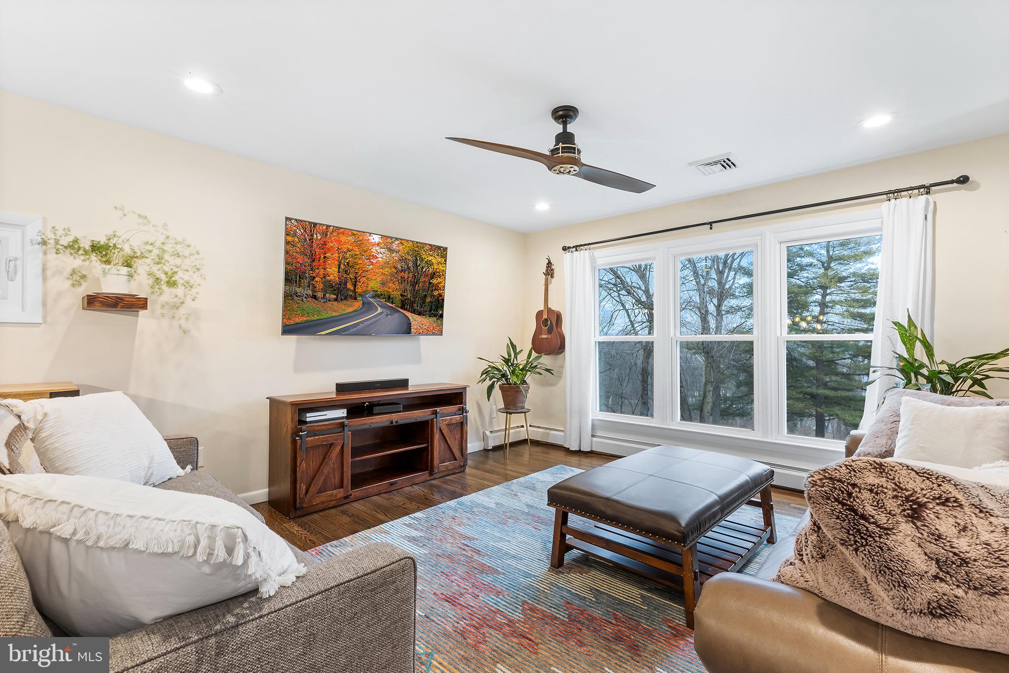 820 Spring City Road Phoenixville, PA 19460 - Photo 5 of 26