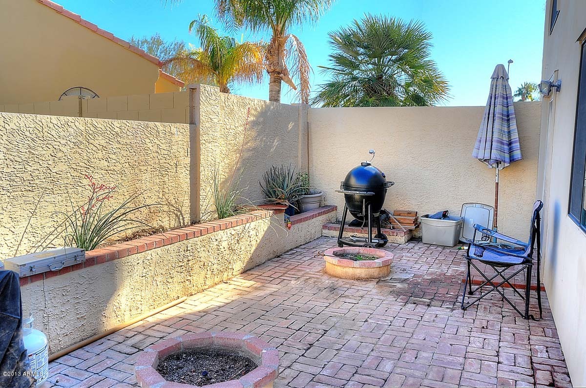 3914 East Night Hawk Way Phoenix, AZ 85048 - Photo 9 of 22 Firepit