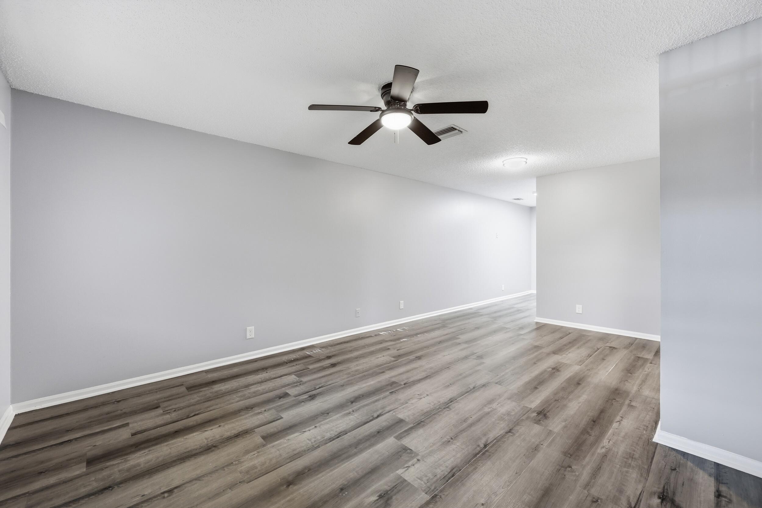 1565 West 28th Street, Unit A Riviera Beach, FL 33404 - Photo 12 of 19 15_8p3a0980