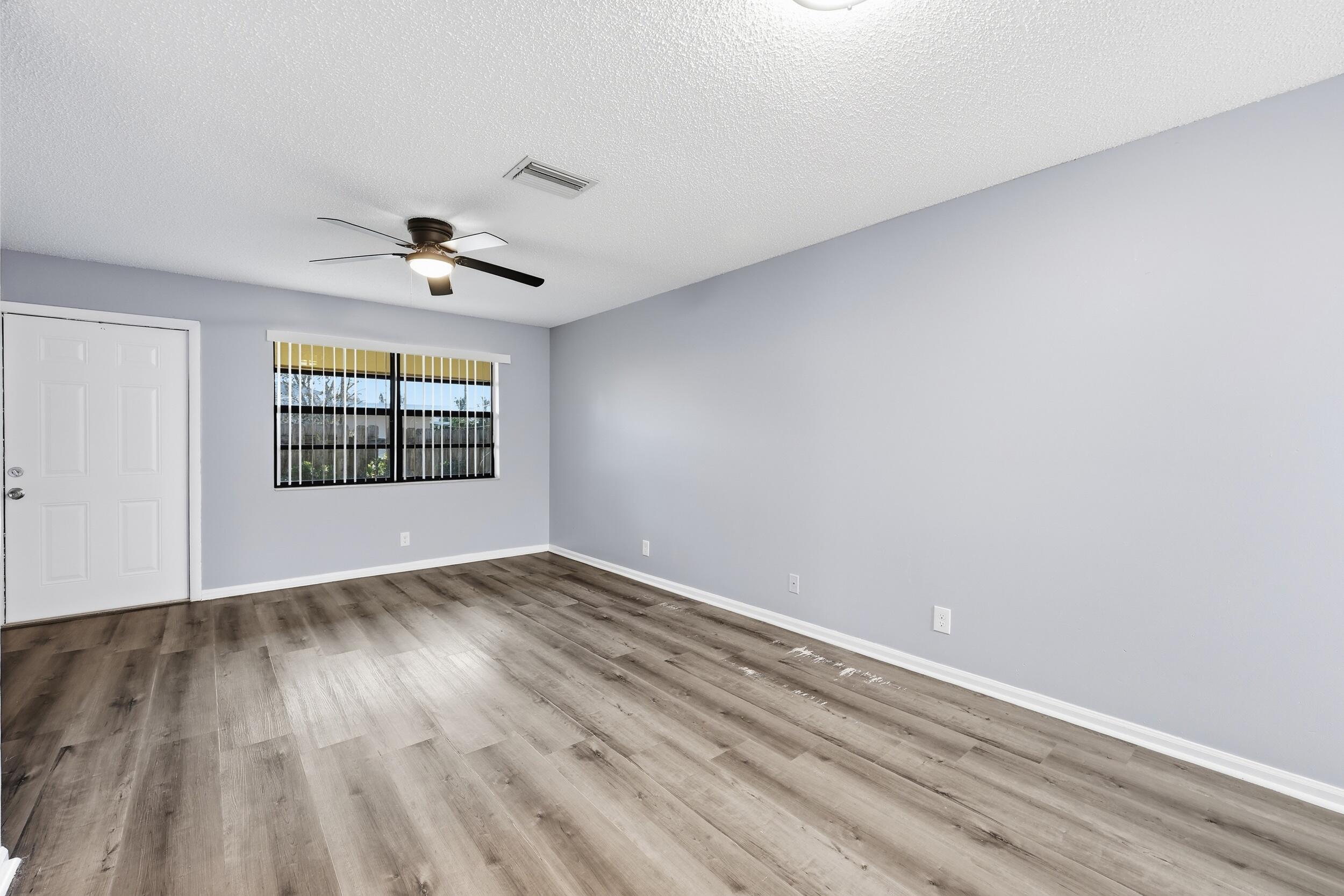 1565 West 28th Street, Unit A Riviera Beach, FL 33404 - Photo 15 of 19 18_8p3a0995