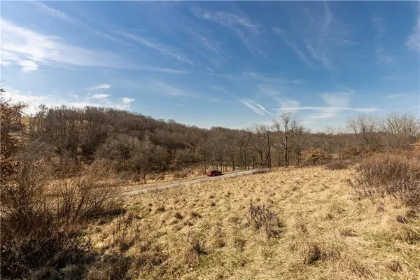 $750,000 | 250 McFann Road, Valencia, PA 16059