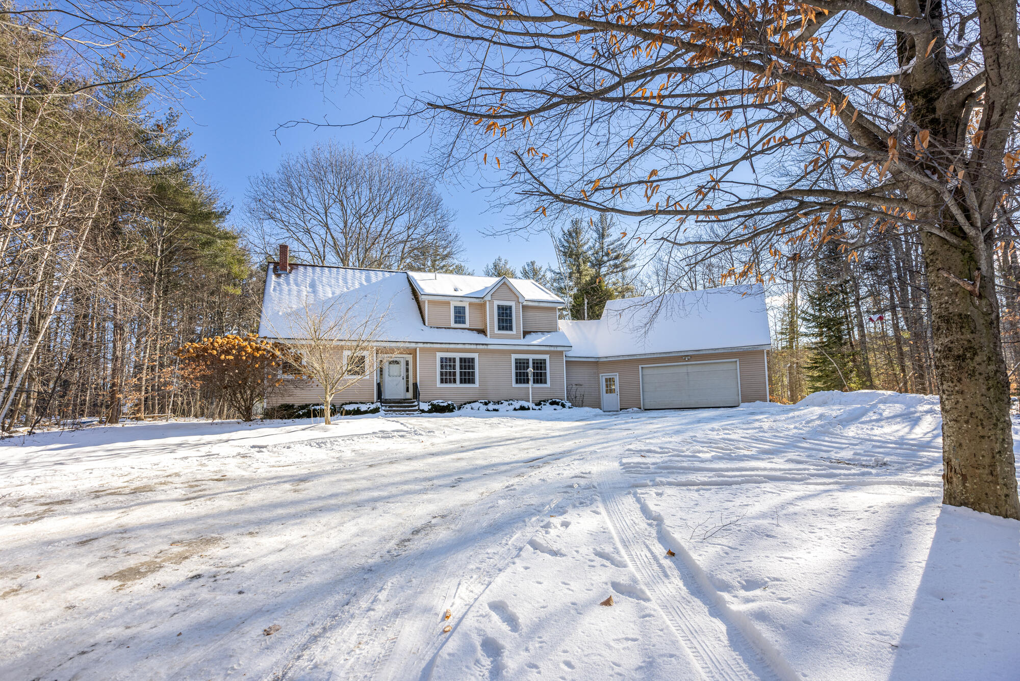 203 Center Road Gray, ME 04039 - Photo 1 of 47 Front of House