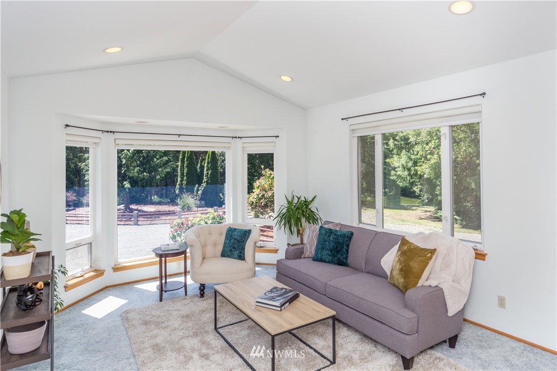 1130 South Discovery Road Port Townsend, WA 98368 - Photo 12 of 40 Gallery Image 12