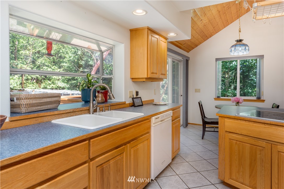 1130 South Discovery Road Port Townsend, WA 98368 - Photo 19 of 40 Gallery Image 19