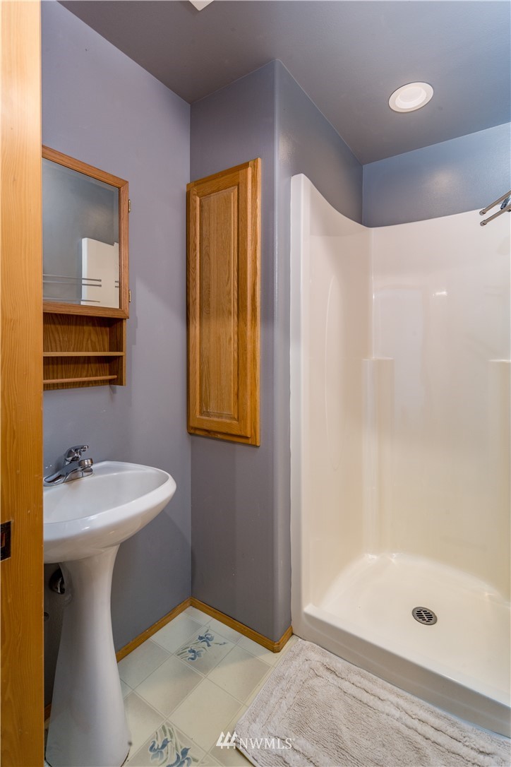 1130 South Discovery Road Port Townsend, WA 98368 - Photo 28 of 40 Gallery Image 28
