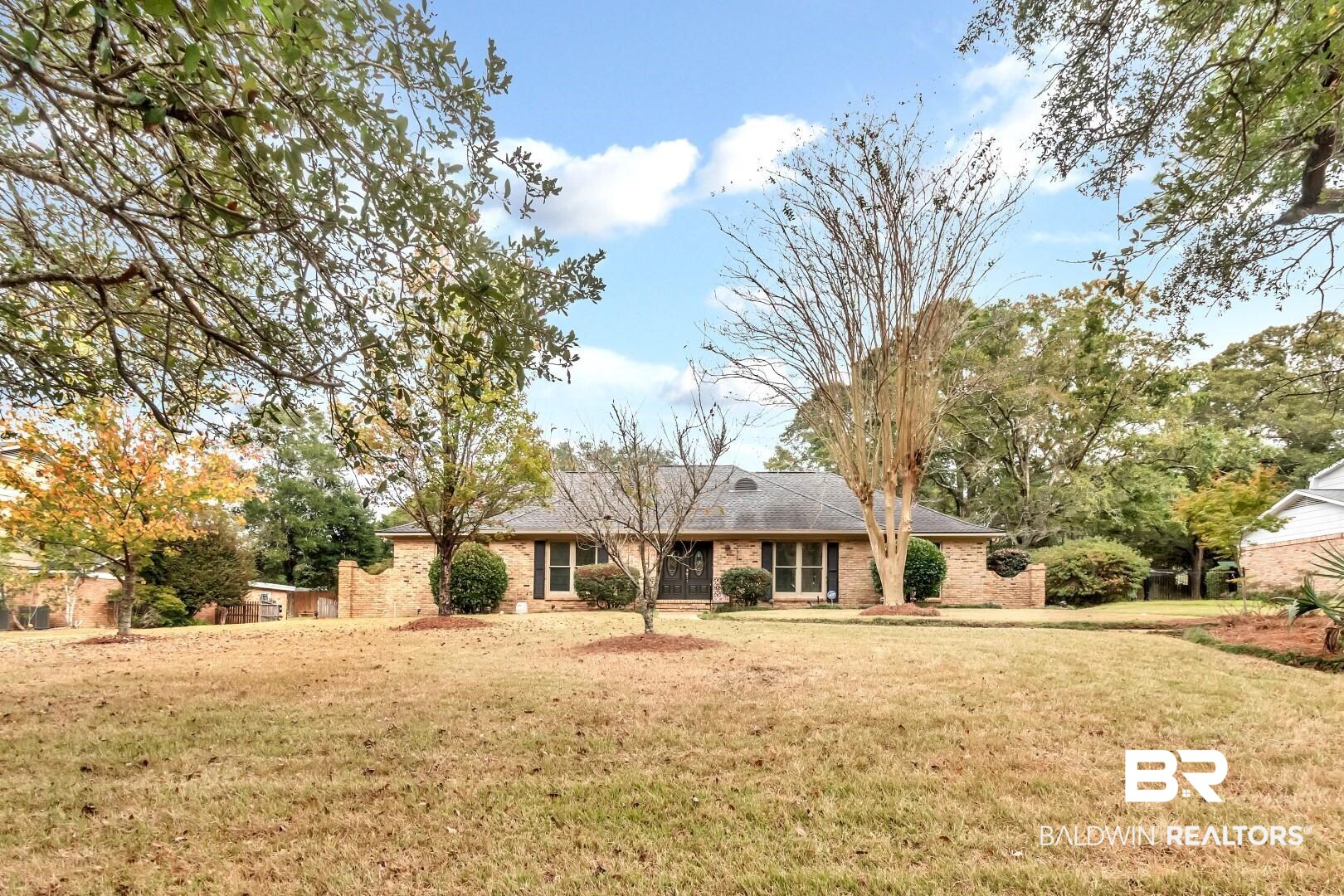 601 Shenandoah Road West Mobile, AL 36608 - Photo 3 of 44