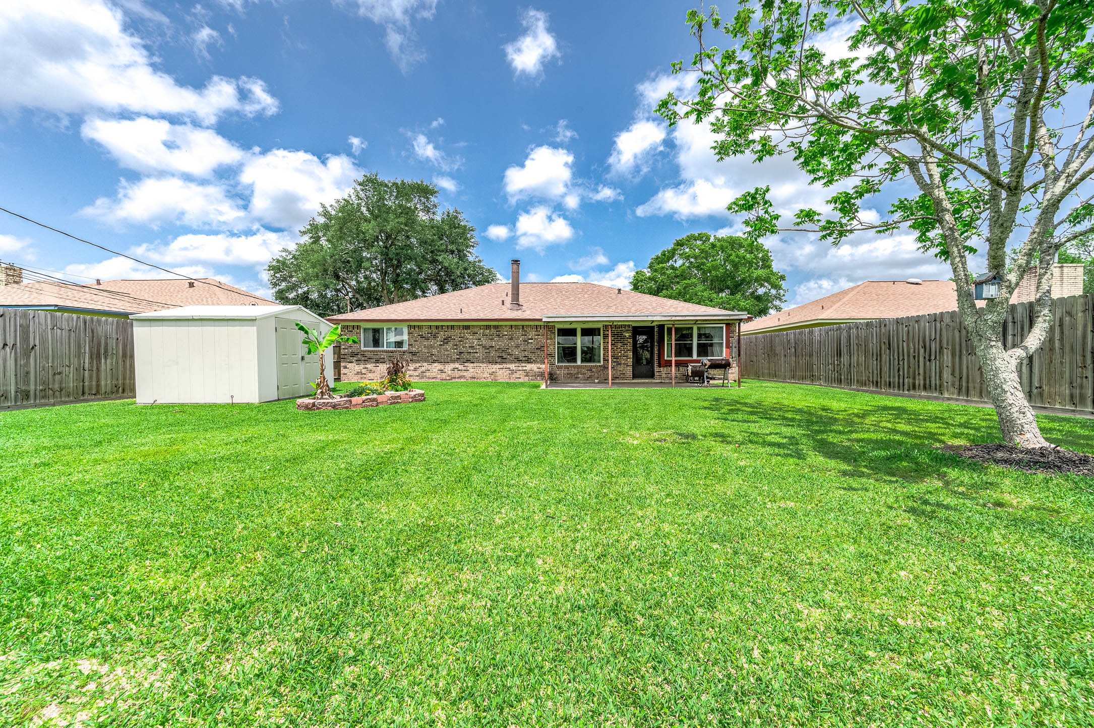 720 South Remington Drive Angleton, TX 77515 - Photo 28 of 30