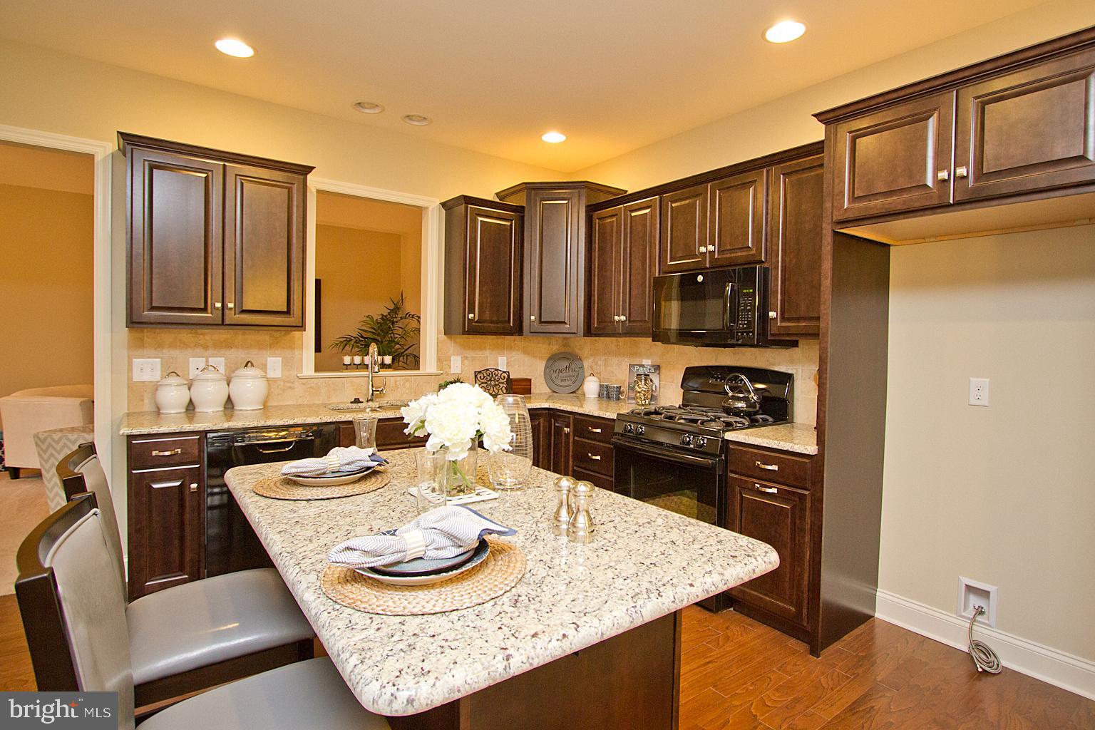 637 Lititz Reserve Lane, Unit 81 Lititz, PA 17543 - Photo 9 of 21