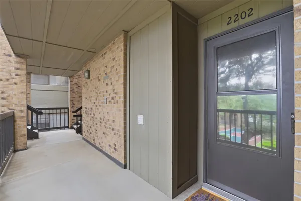 $1,400 | 8888 Tallwood Drive, Unit 2202, Austin, TX 78759