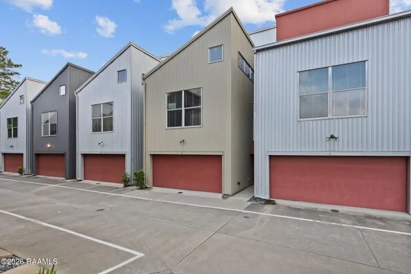 $275,000 | 1201 South College Road, Unit 2, Lafayette, LA 70503