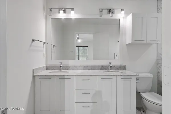 $275,000 | 1201 South College Road, Unit 2, Lafayette, LA 70503