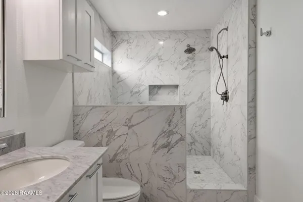 $275,000 | 1201 South College Road, Unit 2, Lafayette, LA 70503