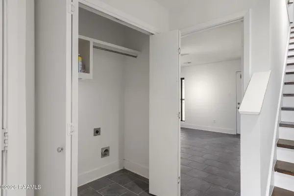 $275,000 | 1201 South College Road, Unit 2, Lafayette, LA 70503