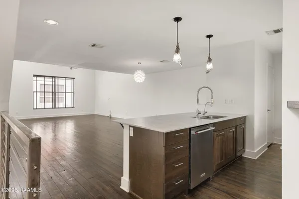 $275,000 | 1201 South College Road, Unit 2, Lafayette, LA 70503