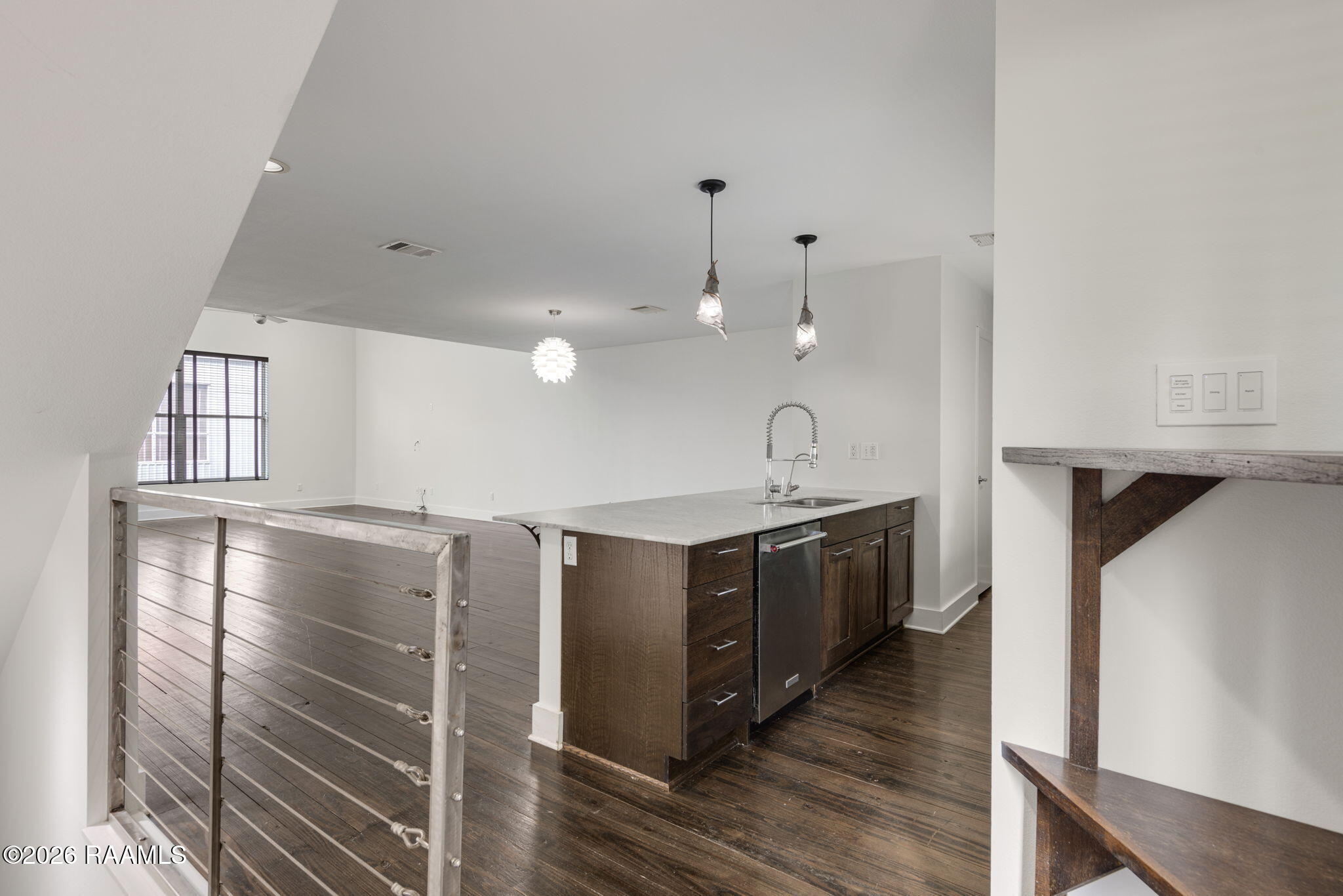 1201 South College Road, Unit 2 Lafayette, LA 70503 - Photo 7 of 35 7-web-or-mls-1201 S College Rd 2-7