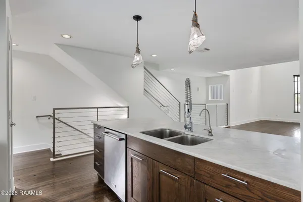 $275,000 | 1201 South College Road, Unit 2, Lafayette, LA 70503