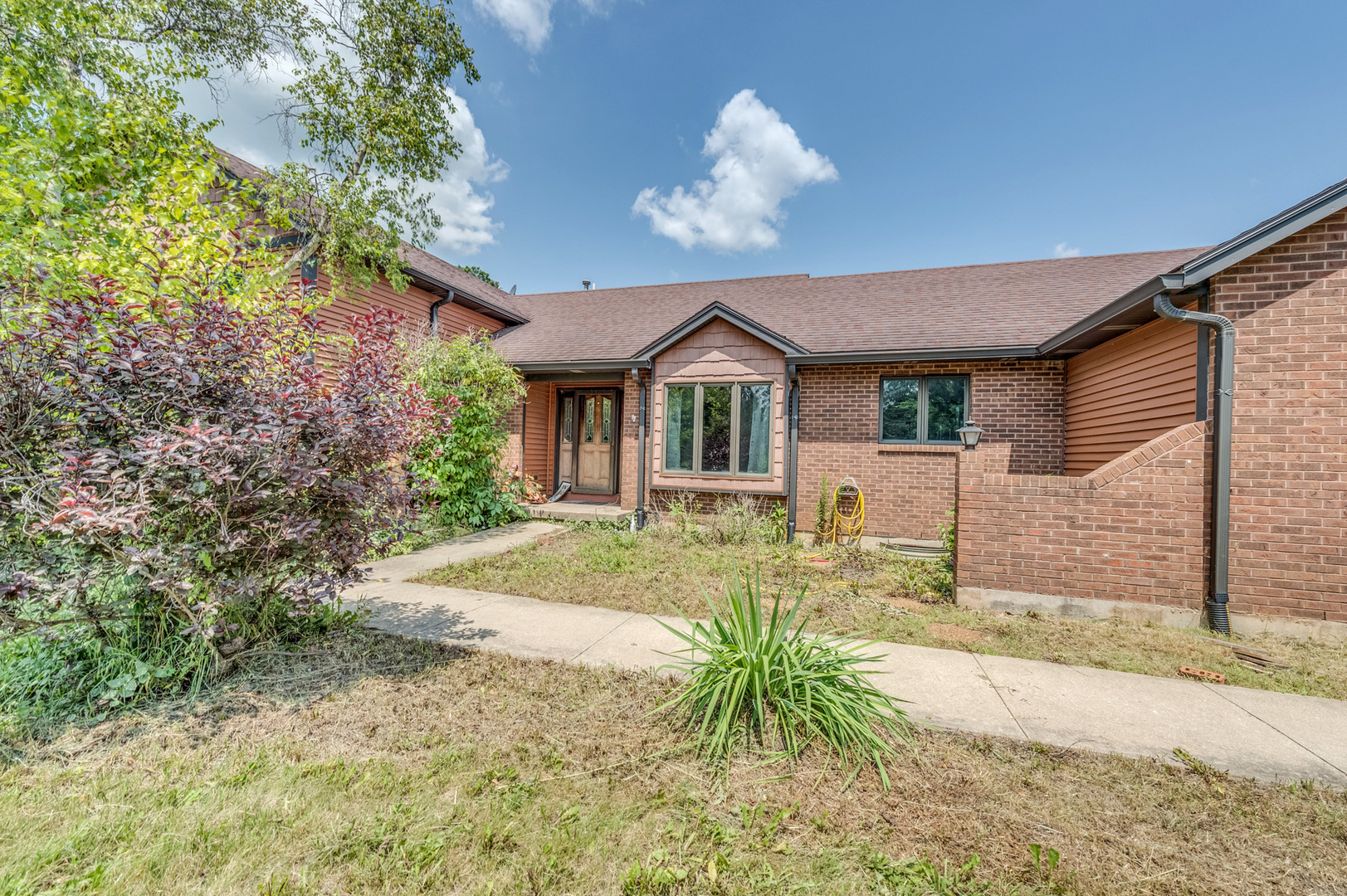 41W700 Lenz Road Elgin, IL 60124 - Photo 3 of 30 Gallery Image 3