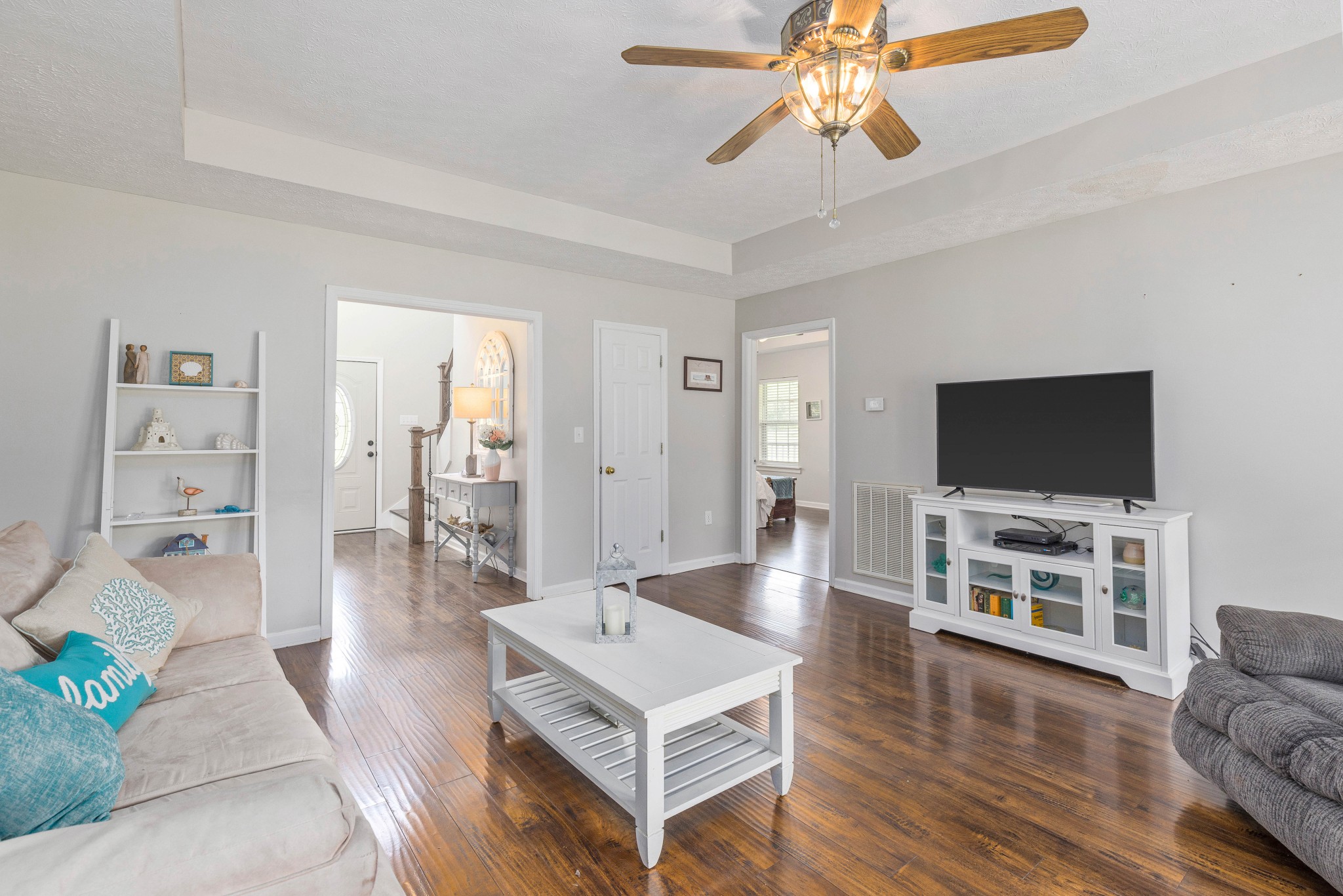 7050 Williams Road Cross Plains, TN 37049 - Photo 42 of 50 a living room with furniture and a flat screen tv
