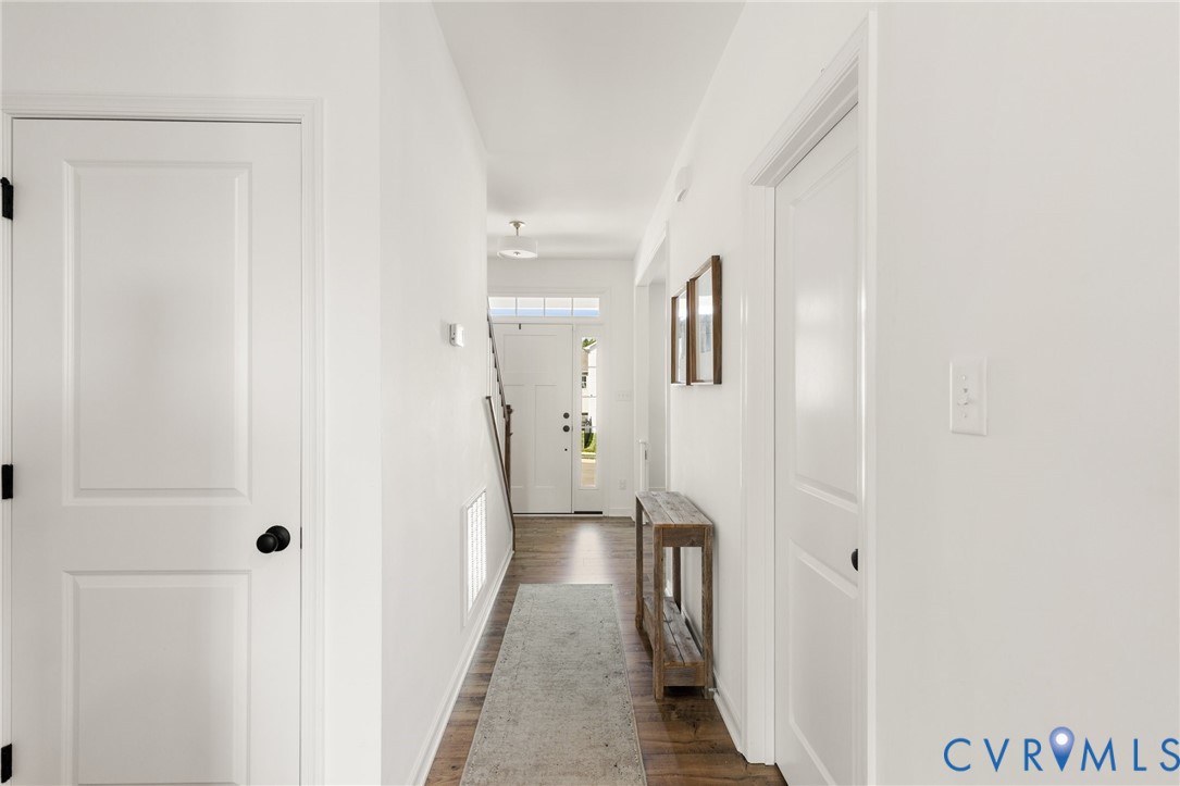 10001 Craftsbury Drive Midlothian, VA 23112 - Photo 3 of 32 a view of a hallway
