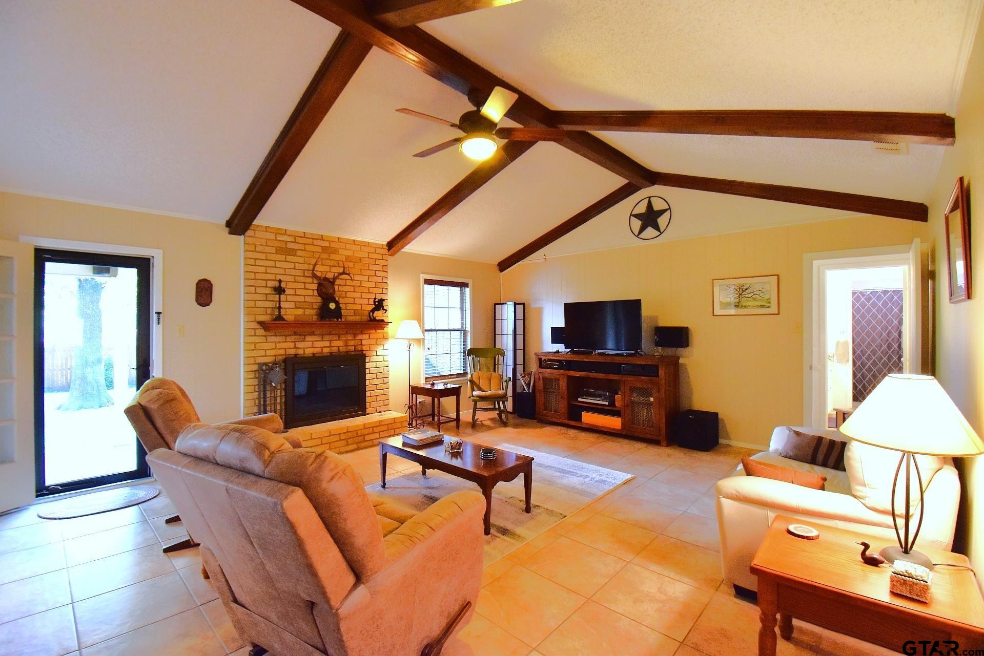 1218 Kingsbury Road Tyler, TX 75701 - Photo 2 of 25