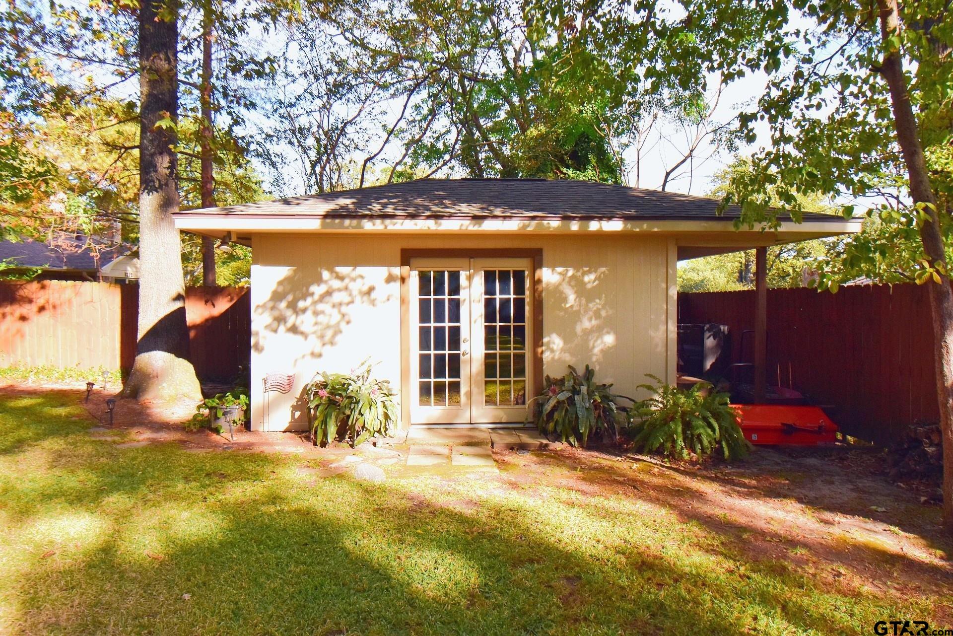 1218 Kingsbury Road Tyler, TX 75701 - Photo 22 of 25