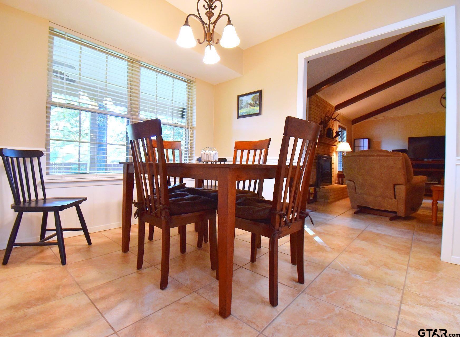 1218 Kingsbury Road Tyler, TX 75701 - Photo 5 of 25