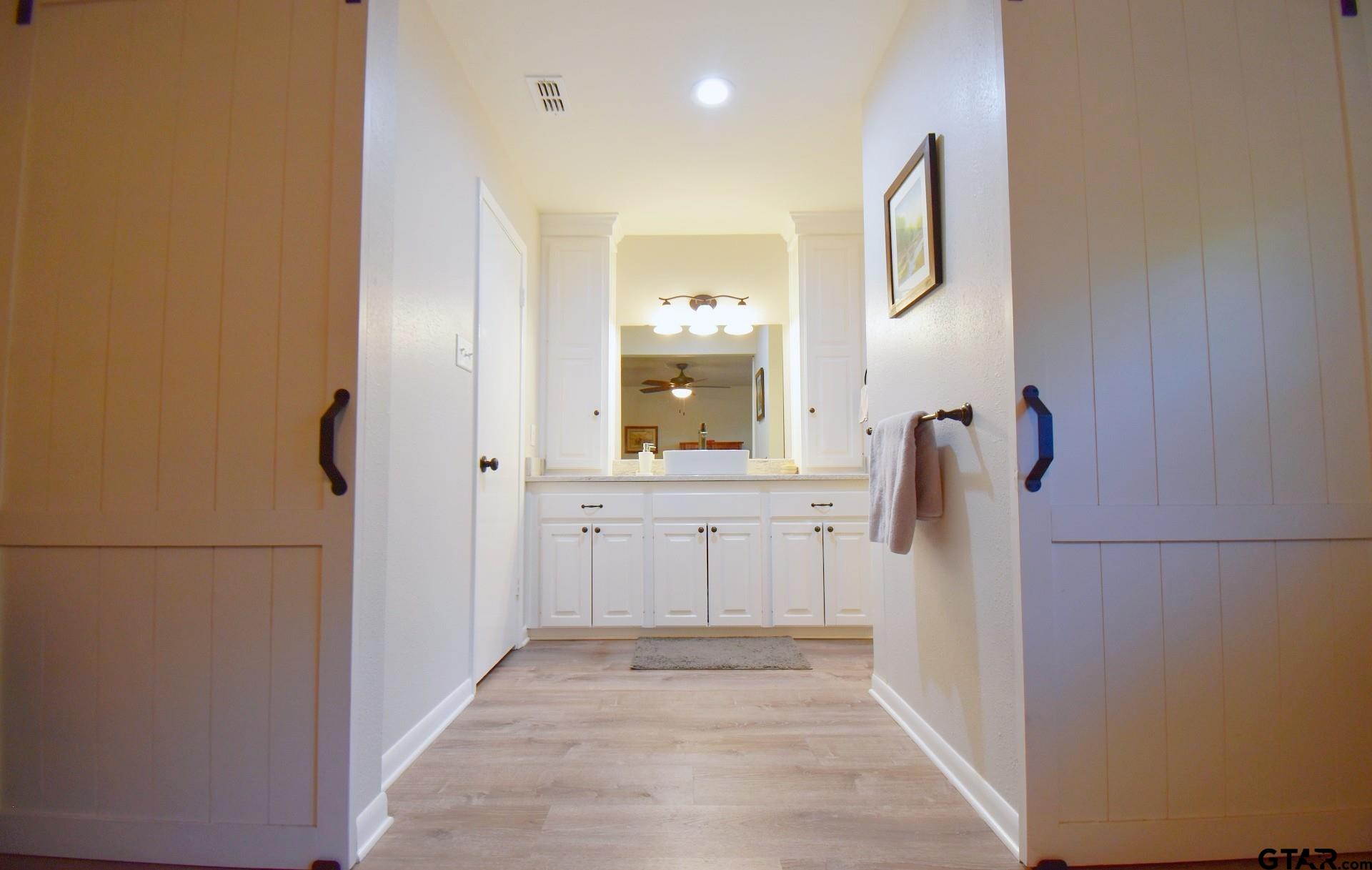 1218 Kingsbury Road Tyler, TX 75701 - Photo 9 of 25