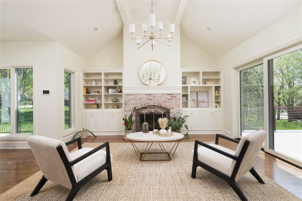 11413 Manor Road Leawood, KS 66211 - Photo 12 of 81