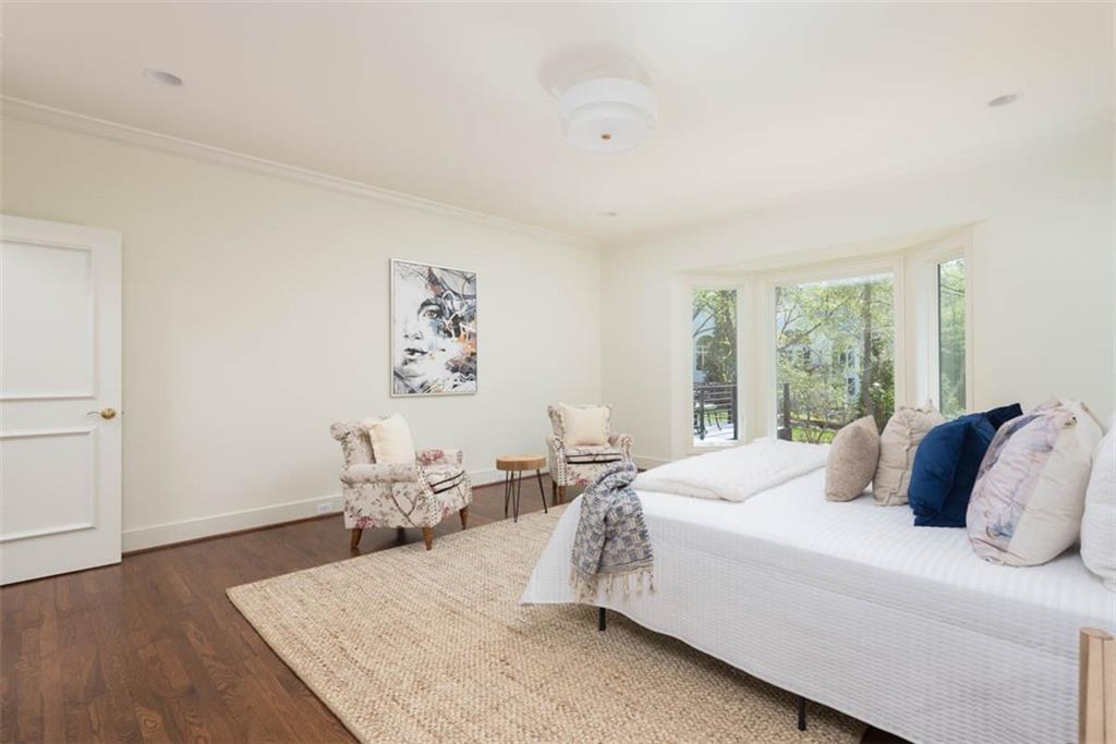 11413 Manor Road Leawood, KS 66211 - Photo 24 of 81