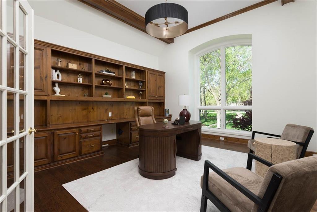 11413 Manor Road Leawood, KS 66211 - Photo 32 of 81